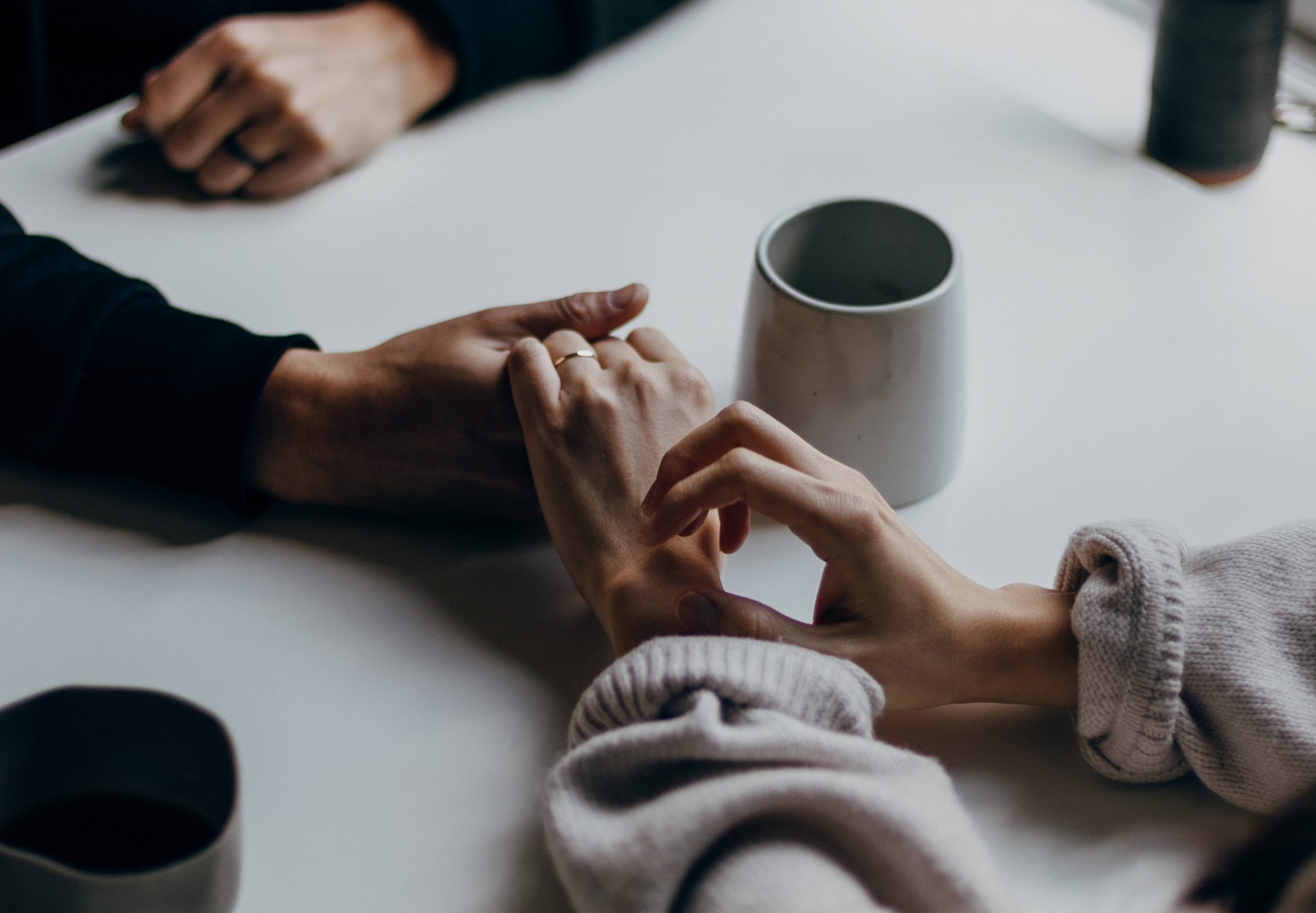 Hand holding for support